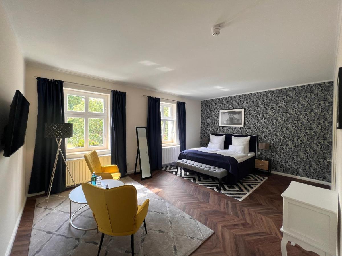 Schlosshotel ריינסברג מראה חיצוני תמונה